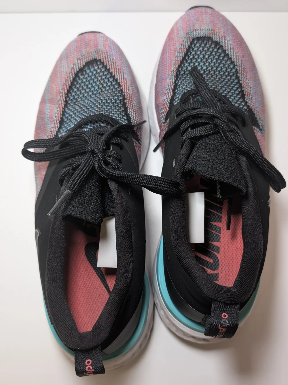 Nike Women's Odyssey React 2 Flyknit MulNike Women's Black & Multi Running Shoes